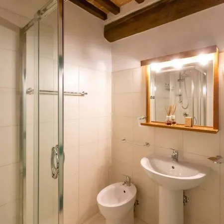Wunderschoene In Mit Gemeinschaftspool Mit Panoramablick By Interhome Appartamento