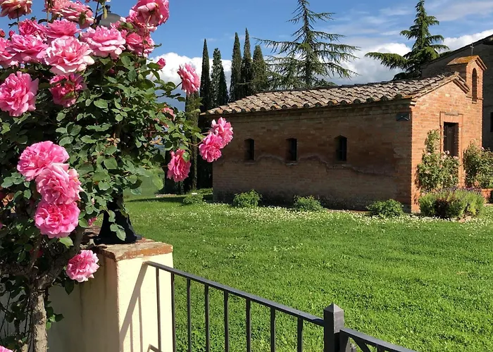 Wunderschoene In Mit Gemeinschaftspool Mit Panoramablick By Interhome *