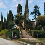 Wunderschoene In Mit Gemeinschaftspool Mit Panoramablick By Interhome Chiusi