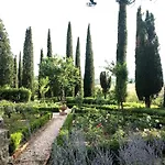 Wunderschoene In Mit Gemeinschaftspool Mit Panoramablick By Interhome