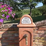 Wunderschoene In Mit Gemeinschaftspool Mit Panoramablick By Interhome Lägenhet *