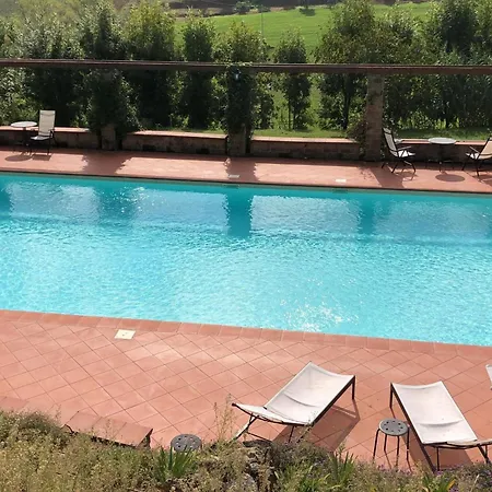 Wunderschoene In Mit Gemeinschaftspool Mit Panoramablick By Interhome * Chiusi