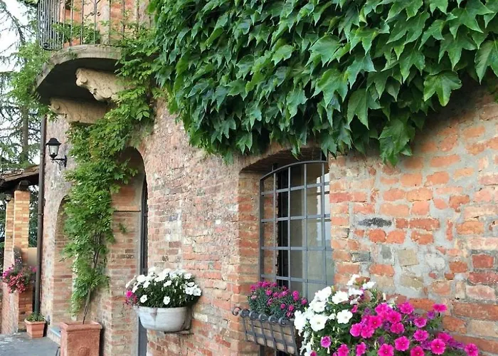 Wunderschoene In Mit Gemeinschaftspool Mit Panoramablick By Interhome